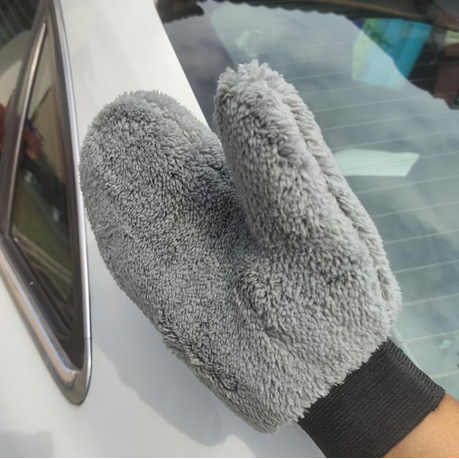 Coral Fleece Fine Mesh Glove variant image 2