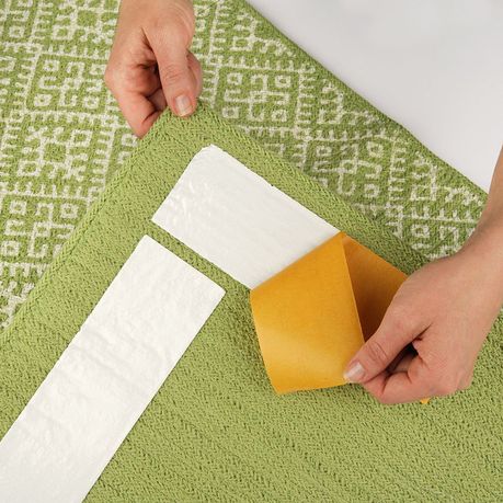 Double Sided Rug Tape 30MM X 10M variant image 3